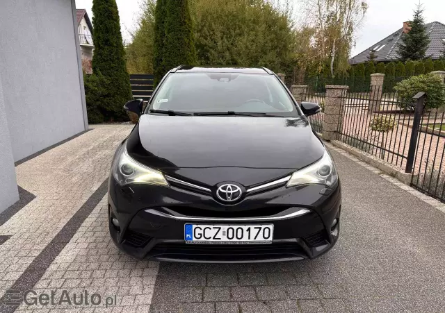 TOYOTA Avensis 2.0 D-4D Premium