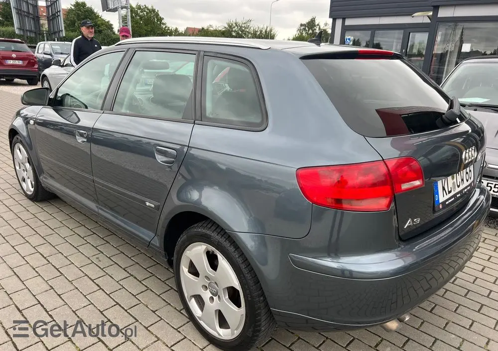 AUDI A3 2.0 TDI Sportback DPF S line Sportpaket