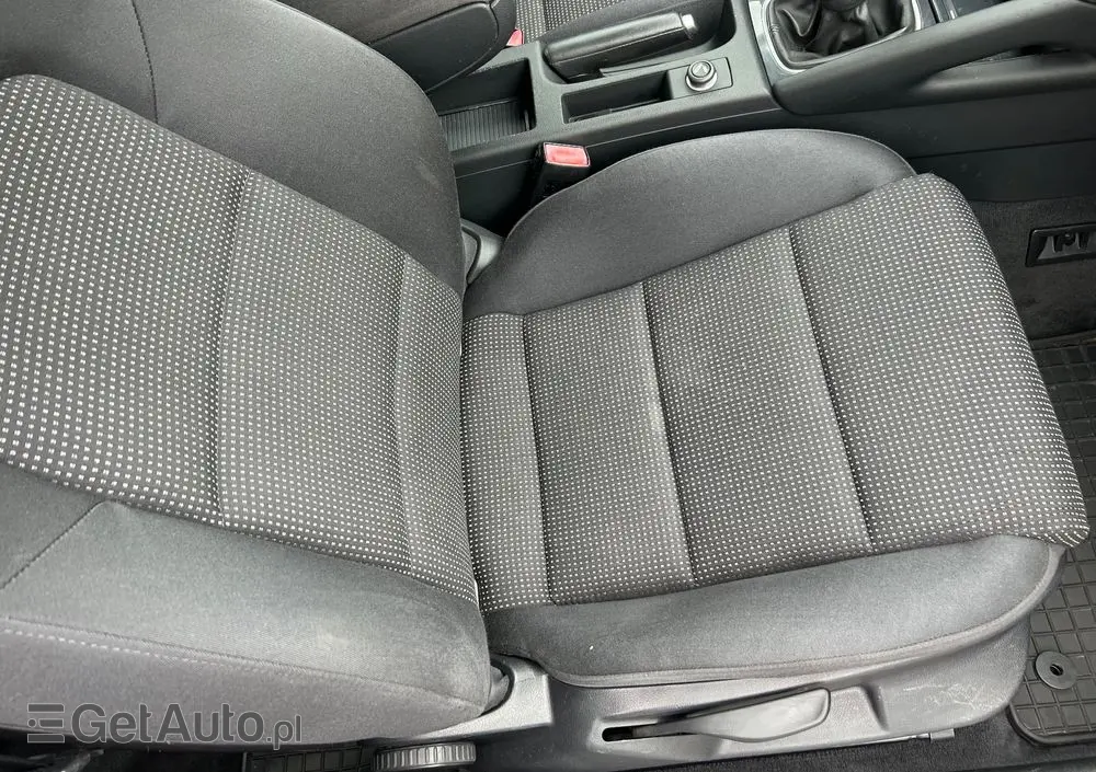 AUDI A3 2.0 TDI Sportback DPF S line Sportpaket