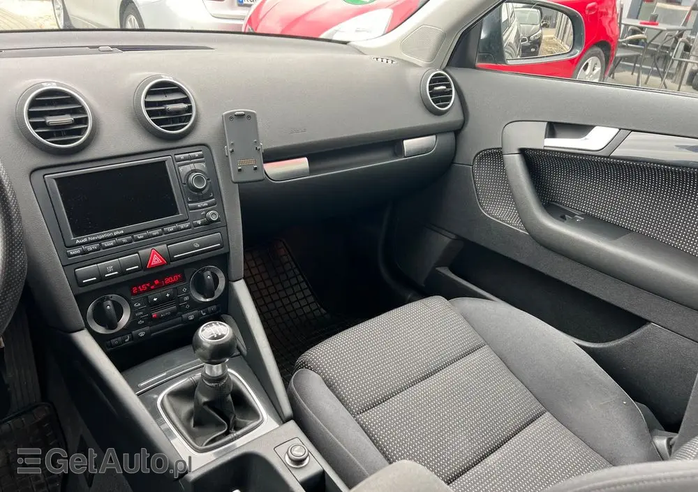 AUDI A3 2.0 TDI Sportback DPF S line Sportpaket