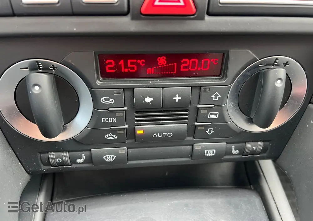 AUDI A3 2.0 TDI Sportback DPF S line Sportpaket