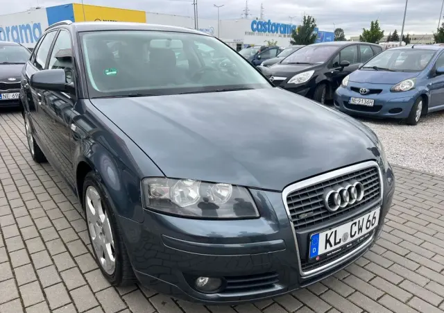 AUDI A3 2.0 TDI Sportback DPF S line Sportpaket