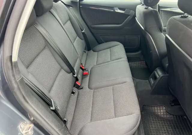 AUDI A3 2.0 TDI Sportback DPF S line Sportpaket