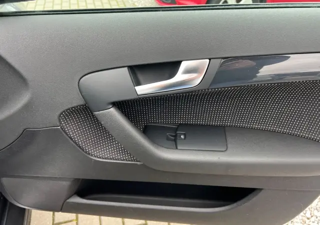 AUDI A3 2.0 TDI Sportback DPF S line Sportpaket