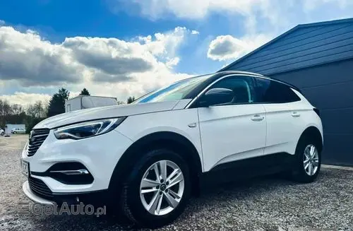 OPEL Grandland 