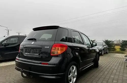 SUZUKI SX4 