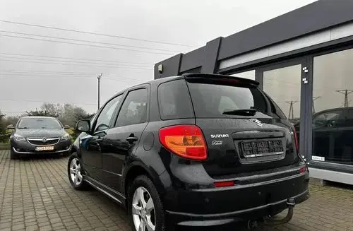 SUZUKI SX4 