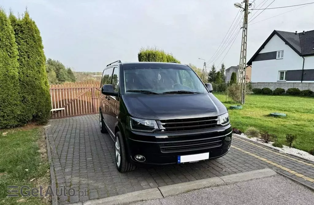 VOLKSWAGEN Multivan 