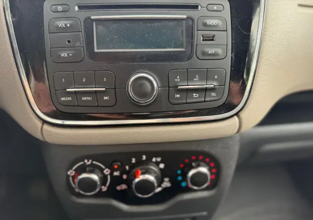 DACIA Lodgy 1.2 TCe Laureate