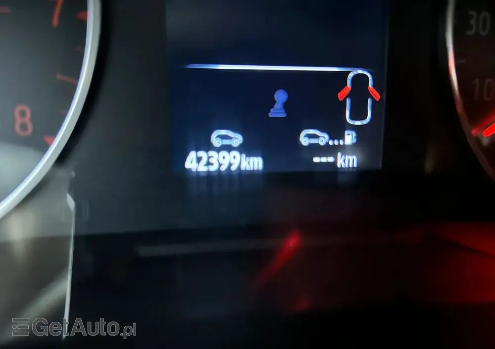 RENAULT Clio 1.0 TCe Intens