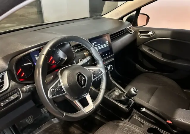 RENAULT Clio 1.0 TCe Intens