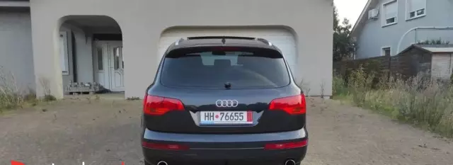 AUDI Q7 