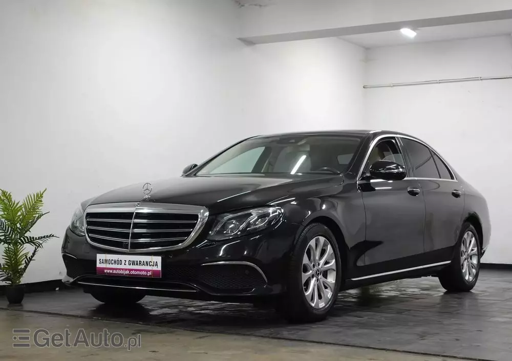 MERCEDES-BENZ Klasa E 200 d 9G-TRONIC Exclusive
