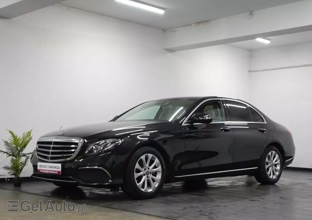 MERCEDES-BENZ Klasa E 200 d 9G-TRONIC Exclusive