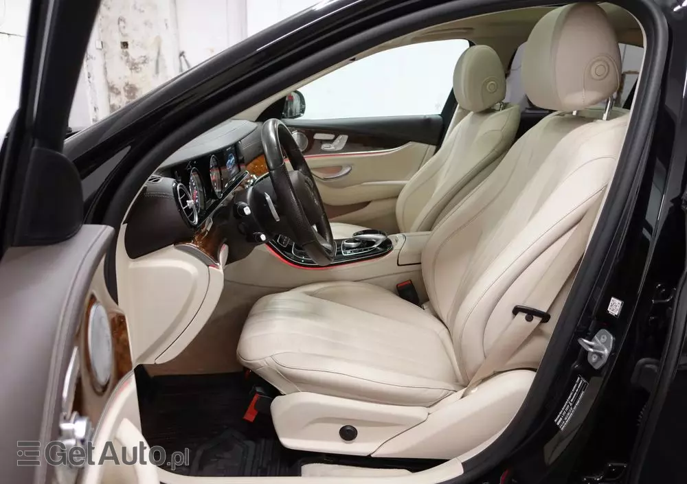 MERCEDES-BENZ Klasa E 200 d 9G-TRONIC Exclusive