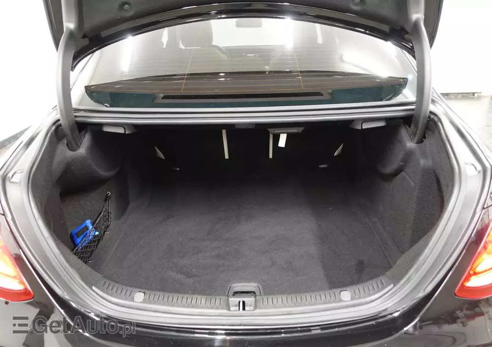 MERCEDES-BENZ Klasa E 200 d 9G-TRONIC Exclusive