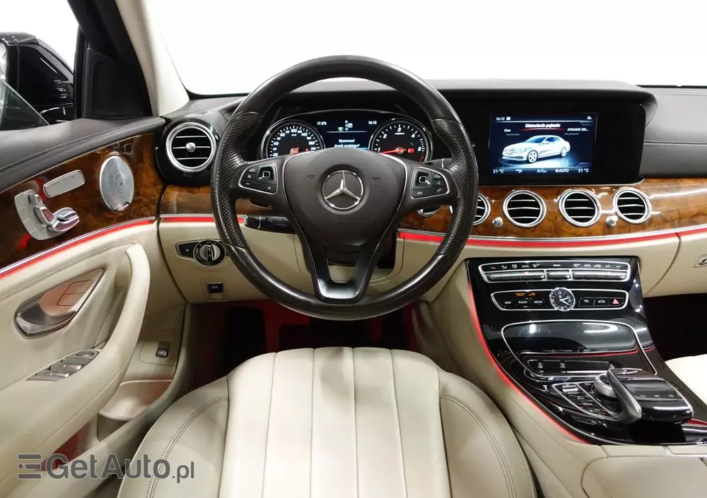 MERCEDES-BENZ Klasa E 200 d 9G-TRONIC Exclusive