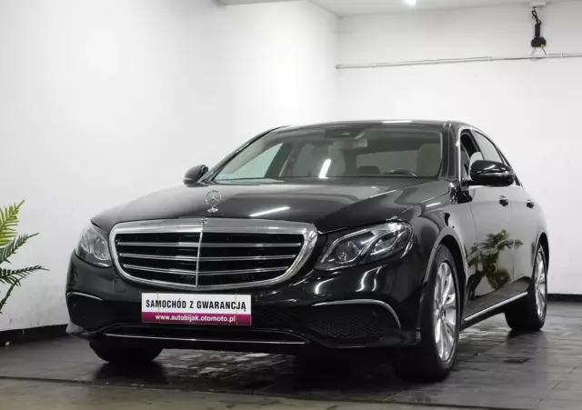 MERCEDES-BENZ Klasa E 200 d 9G-TRONIC Exclusive