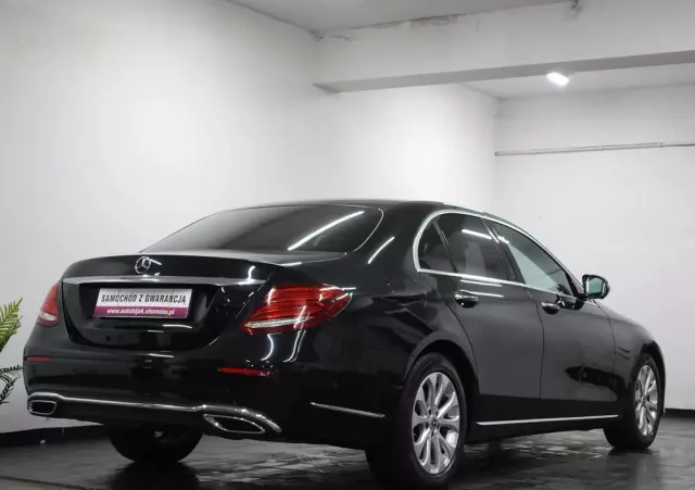 MERCEDES-BENZ Klasa E 200 d 9G-TRONIC Exclusive