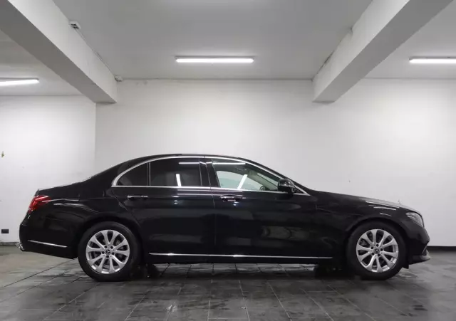 MERCEDES-BENZ Klasa E 200 d 9G-TRONIC Exclusive