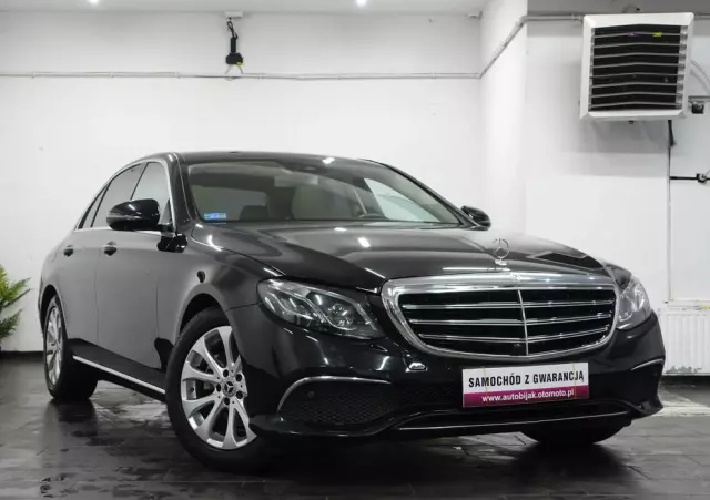 MERCEDES-BENZ Klasa E 200 d 9G-TRONIC Exclusive