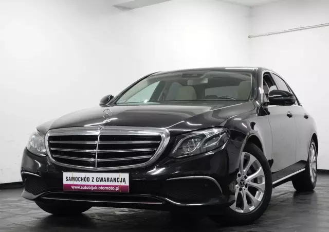 MERCEDES-BENZ Klasa E 200 d 9G-TRONIC Exclusive