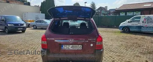 HYUNDAI Tucson 