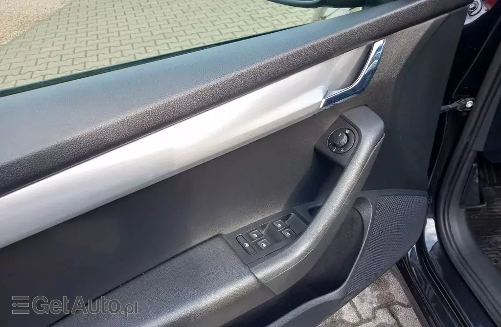 SKODA Octavia 1.6 TDI (116 KM)