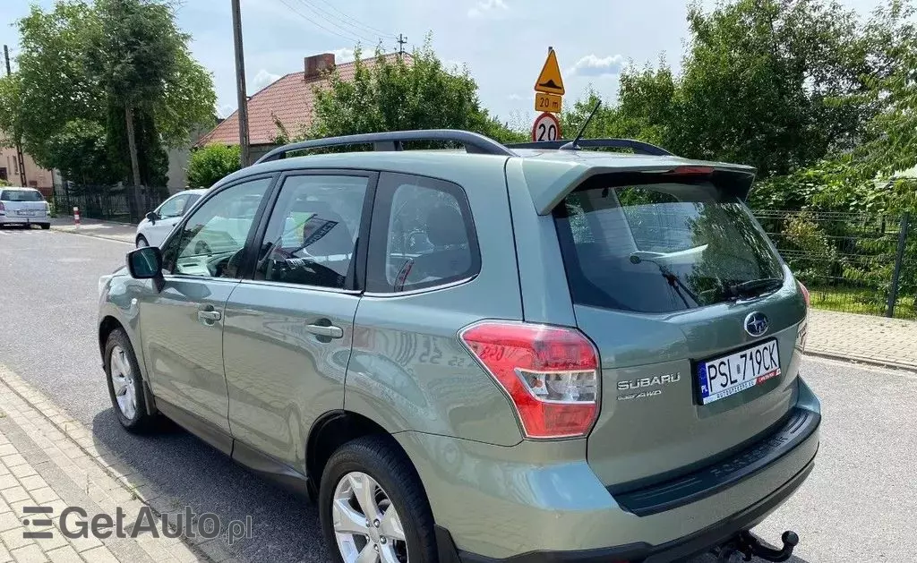 SUBARU Forester 