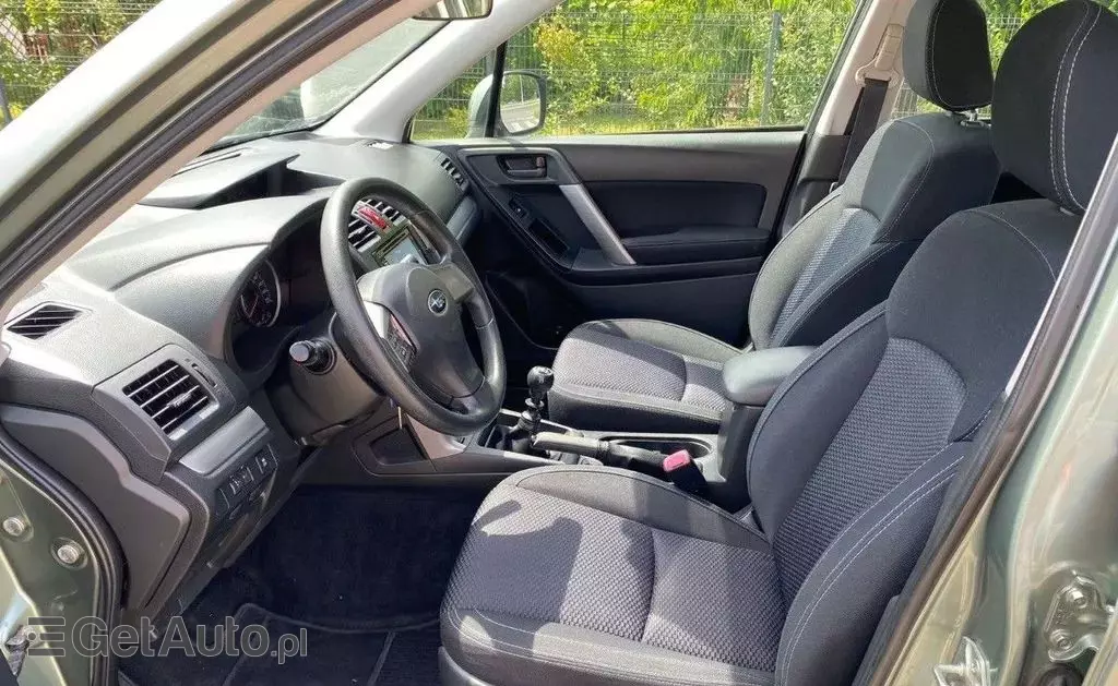 SUBARU Forester 