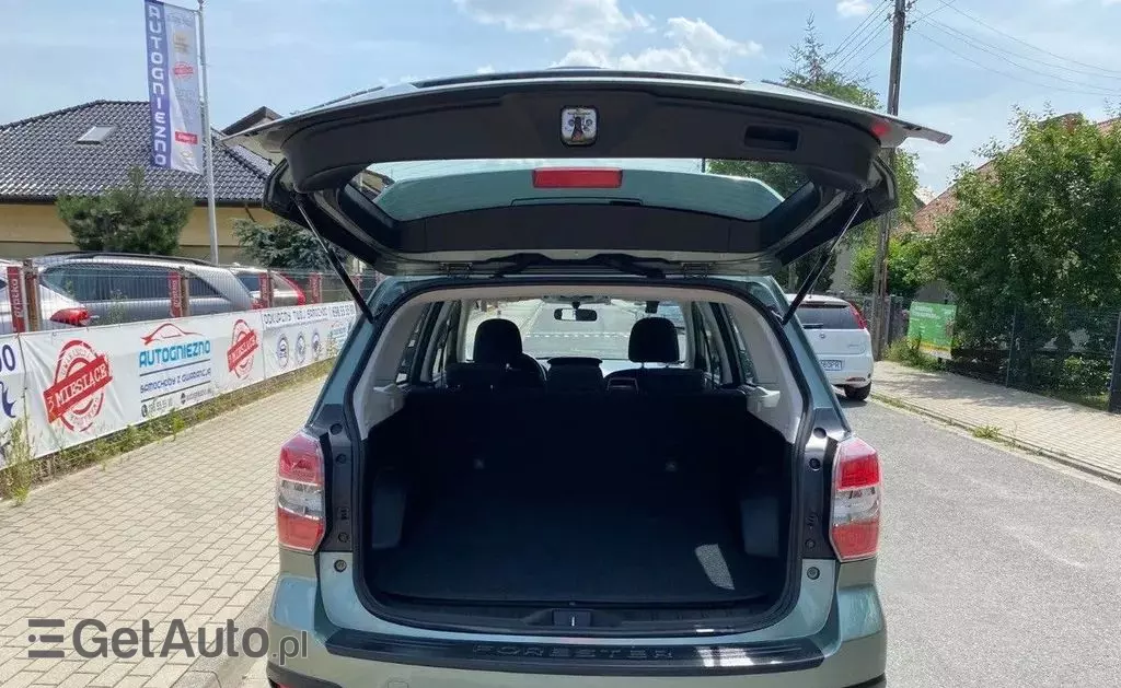SUBARU Forester 