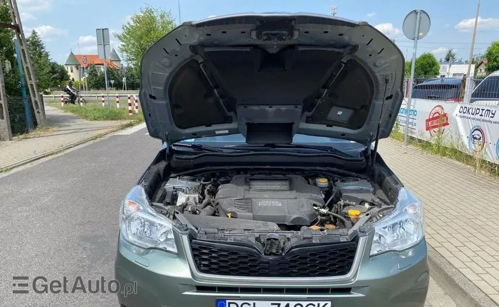 SUBARU Forester 