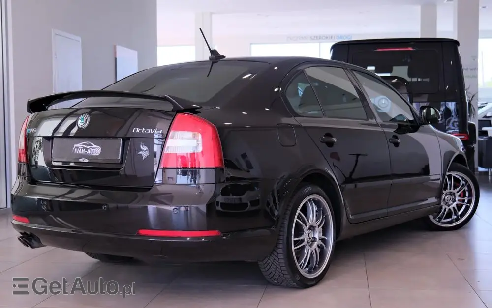 SKODA Octavia 2.0 TFSI RS DSG