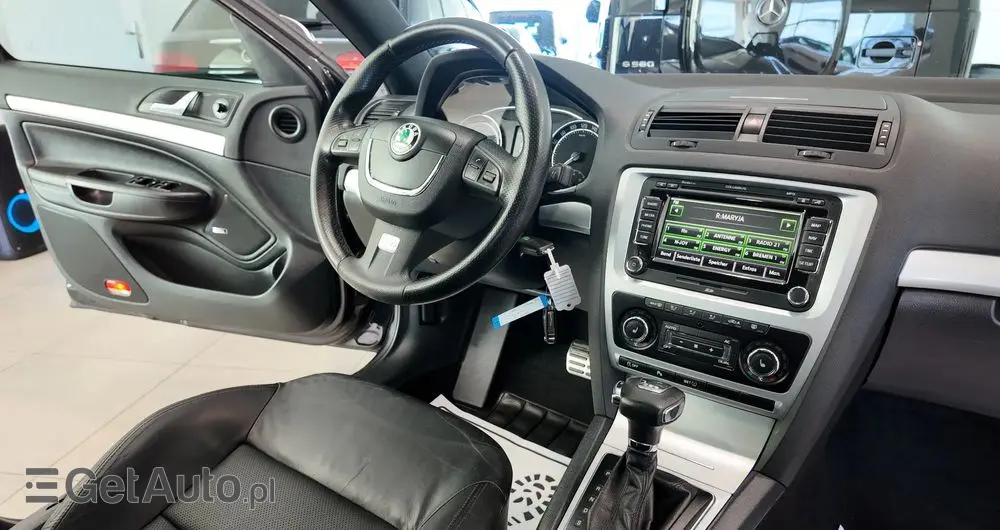 SKODA Octavia 2.0 TFSI RS DSG