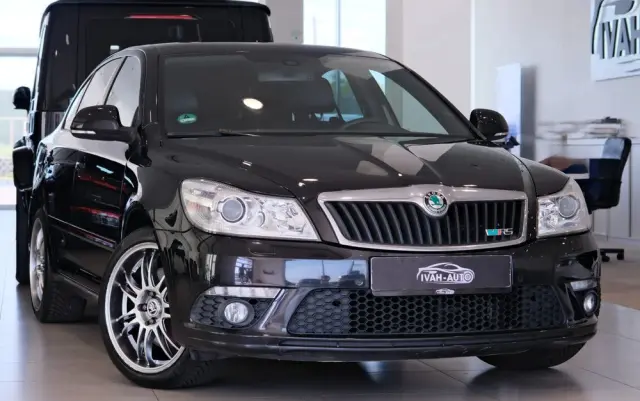 SKODA Octavia 2.0 TFSI RS DSG