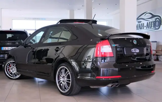 SKODA Octavia 2.0 TFSI RS DSG