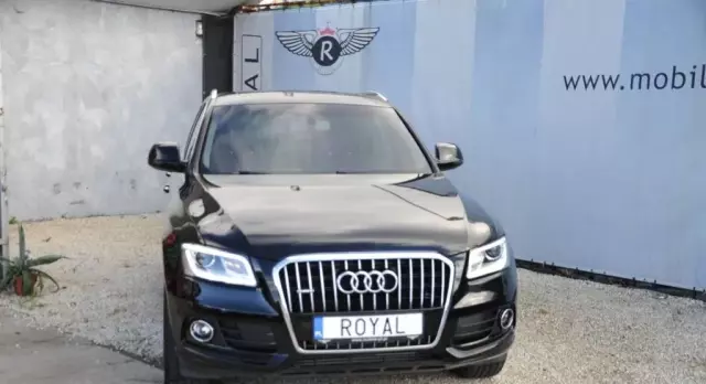 AUDI Q5 