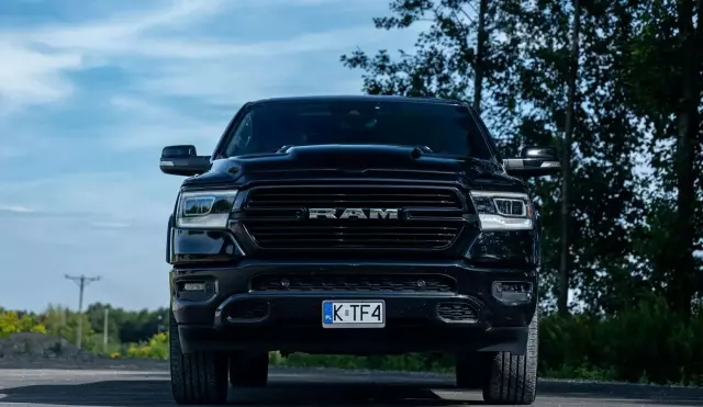 DODGE RAM 