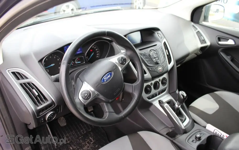 FORD Focus 1.0 EcoBoost Start-Stopp-System Titanium