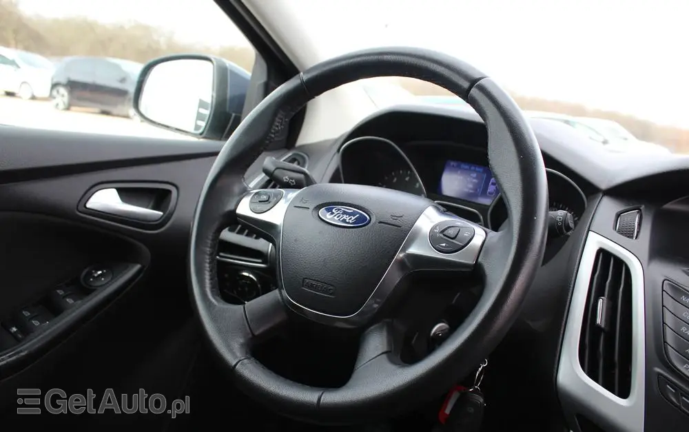 FORD Focus 1.0 EcoBoost Start-Stopp-System Titanium