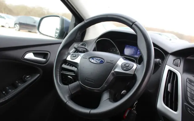 FORD Focus 1.0 EcoBoost Start-Stopp-System Titanium