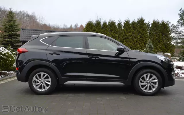 HYUNDAI Tucson Blue 1.7 CRDi 2WD Advantage