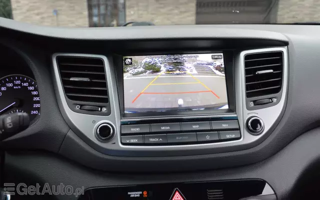 HYUNDAI Tucson Blue 1.7 CRDi 2WD Advantage