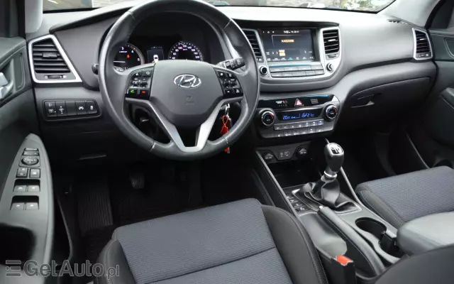 HYUNDAI Tucson Blue 1.7 CRDi 2WD Advantage