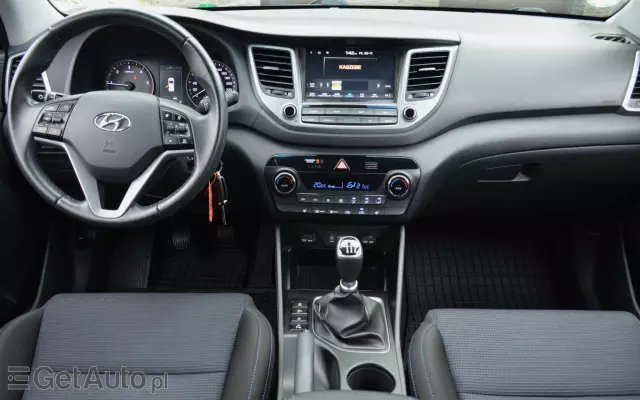 HYUNDAI Tucson Blue 1.7 CRDi 2WD Advantage