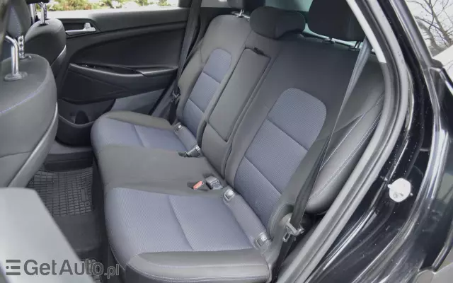 HYUNDAI Tucson Blue 1.7 CRDi 2WD Advantage