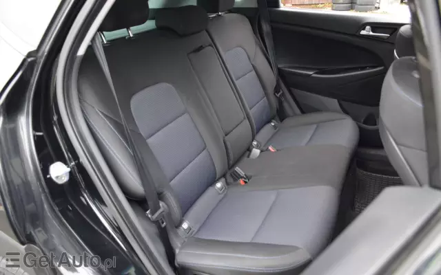 HYUNDAI Tucson Blue 1.7 CRDi 2WD Advantage