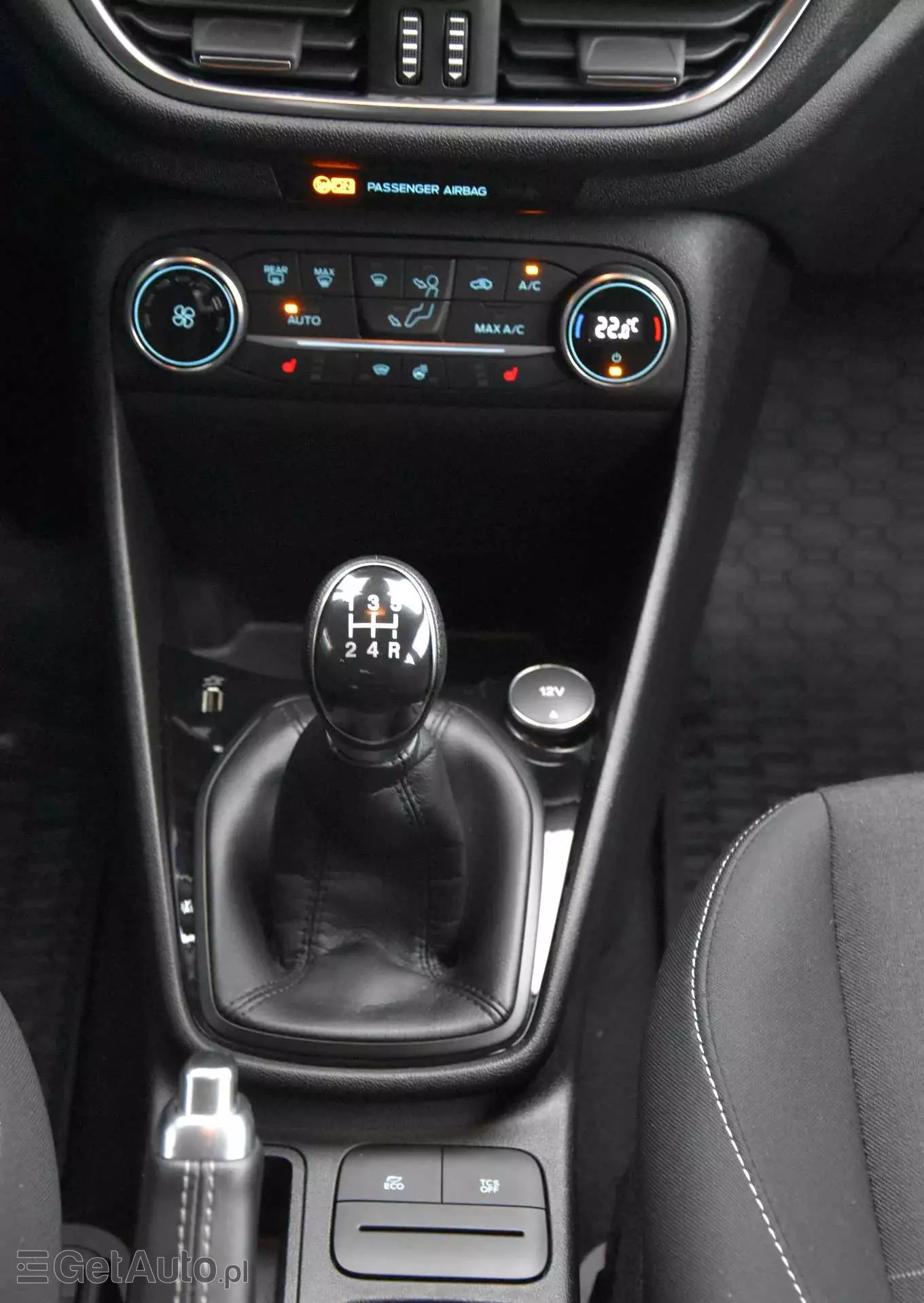 FORD Fiesta 1.1 S&S TITANIUM