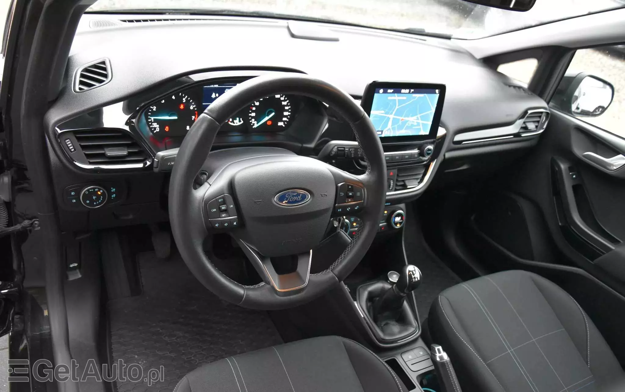 FORD Fiesta 1.1 S&S TITANIUM