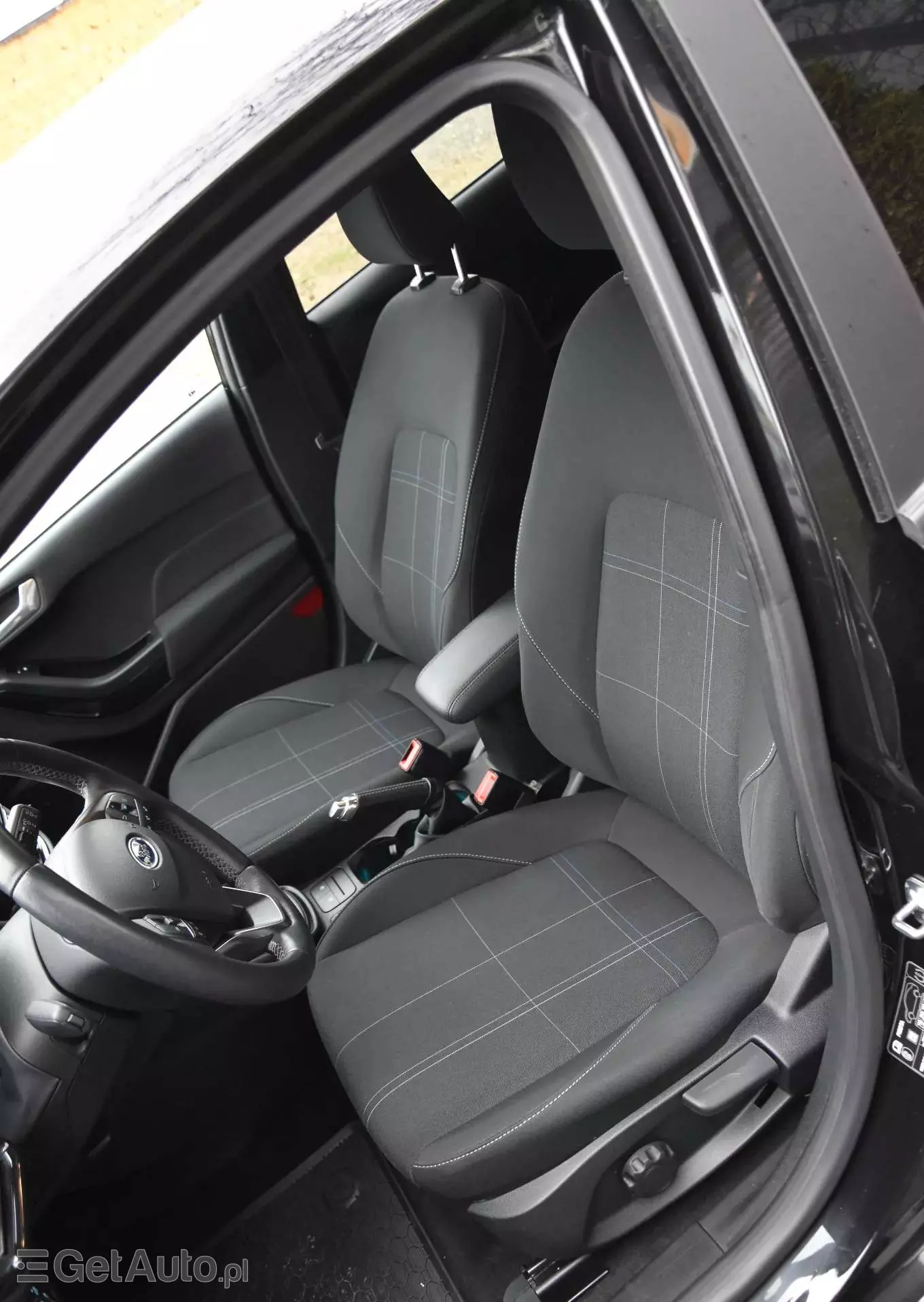 FORD Fiesta 1.1 S&S TITANIUM